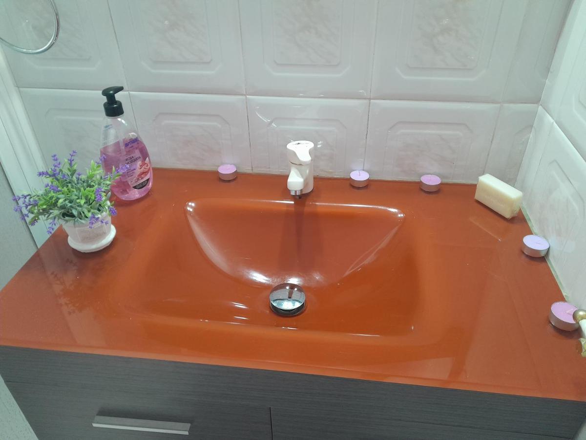 Disfruta De Un Barrio Tranquilo Apartment Alcala de Guadaira Luaran gambar