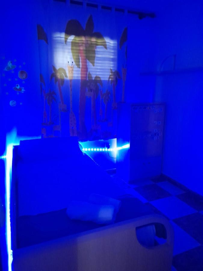 Disfruta De Un Barrio Tranquilo Apartment Alcala de Guadaira Luaran gambar