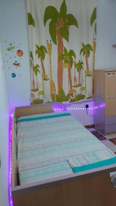 Disfruta De Un Barrio Tranquilo Apartment Alcala de Guadaira Luaran gambar